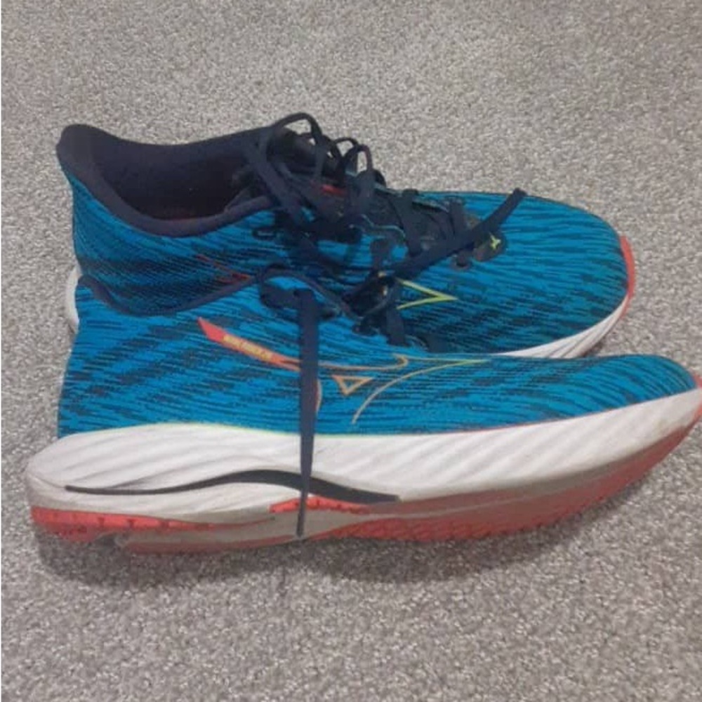 Mizuno Blue and White Athletic Shoes with Red Accents